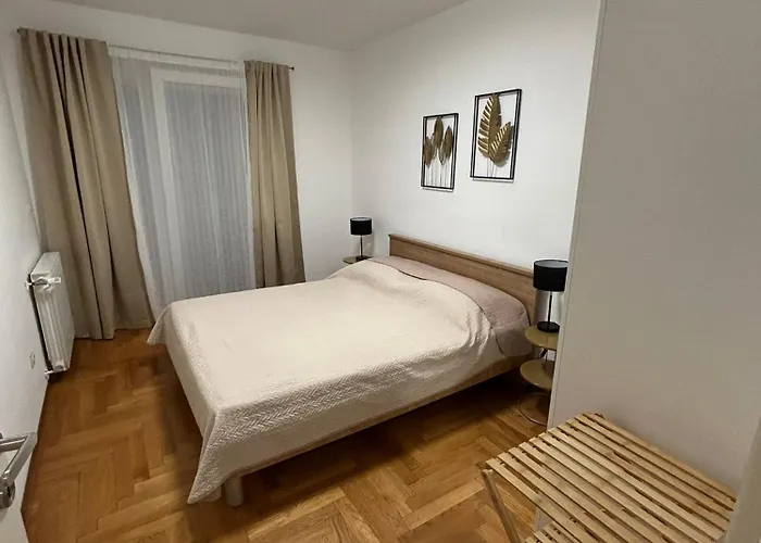Adele Apartament Srima